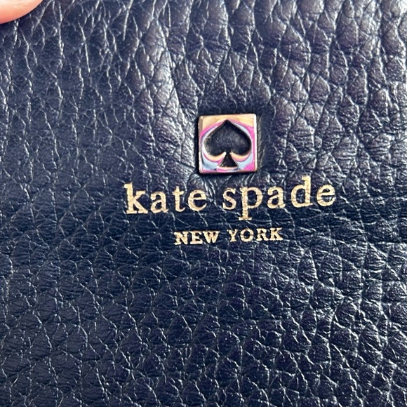 Kate Spade vintage Set! Cross body pebble purse with stripped wristlet. - Picture 2 of 16